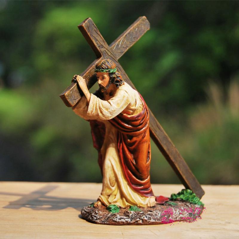 Jesus Bearing The Cross Statue - Jesus Christ Heals